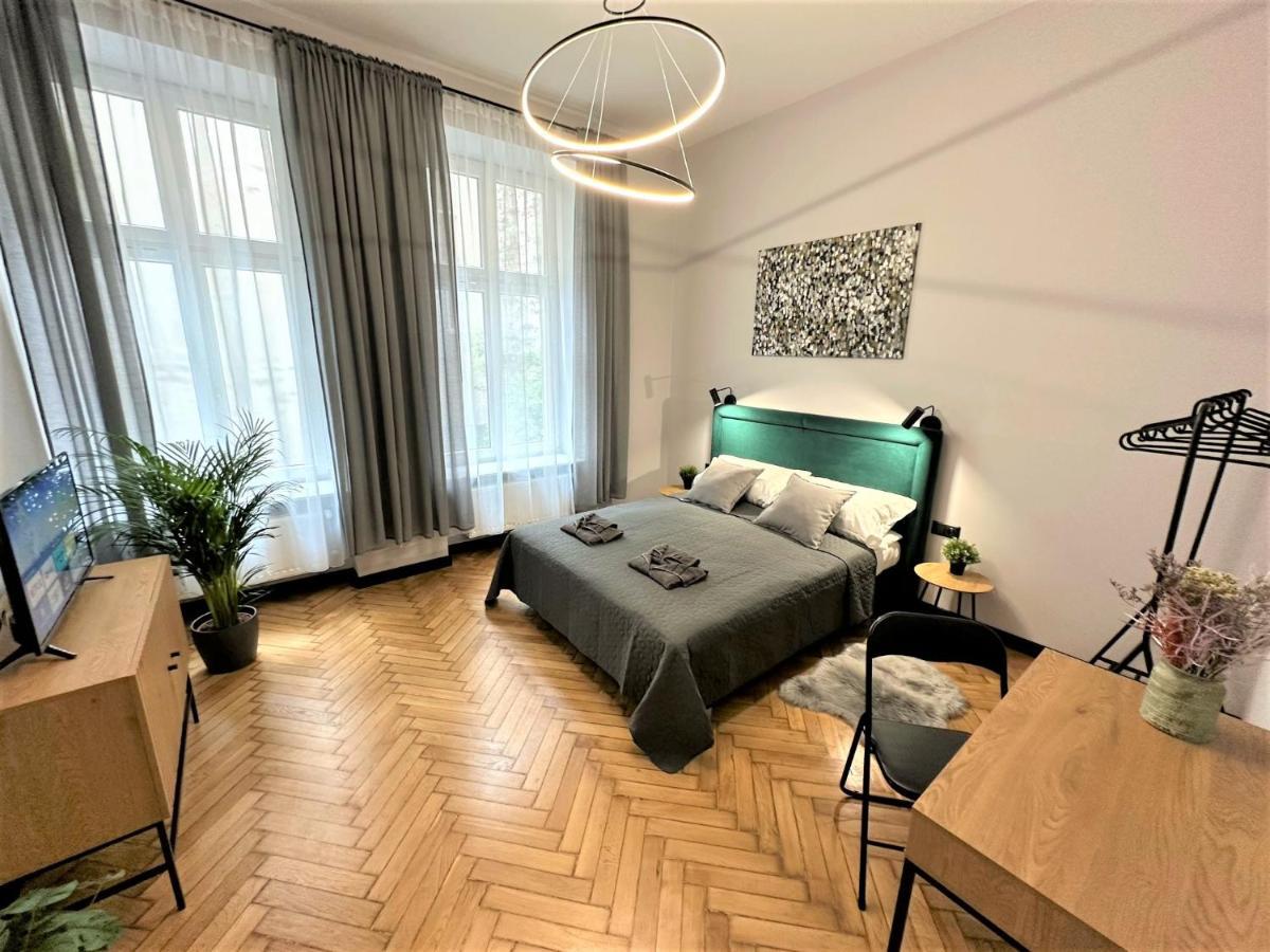 Luxury 100M2 Loft Design-Apartment At Wawel + Netflix Cracóvia Exterior foto