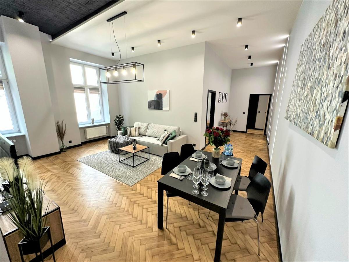 Luxury 100M2 Loft Design-Apartment At Wawel + Netflix Cracóvia Exterior foto